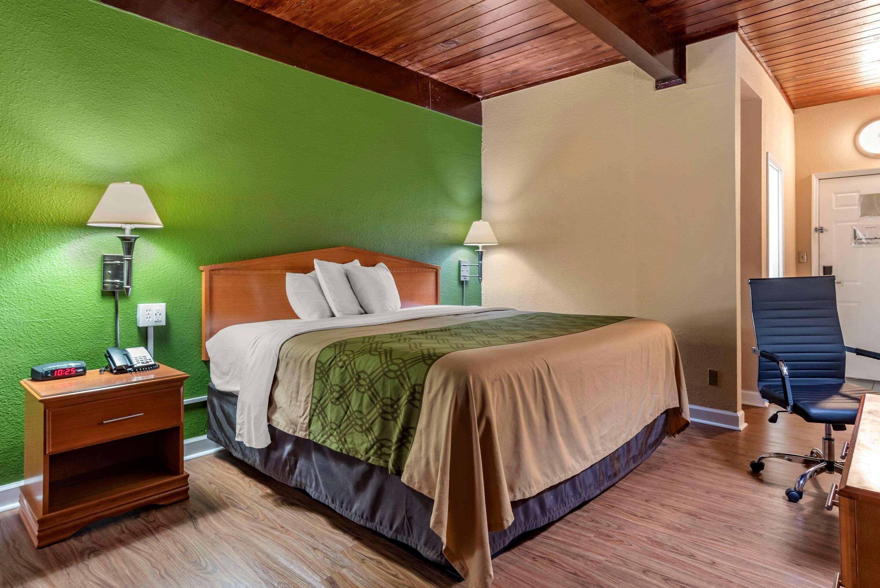 Econo Lodge Tallahassee Near Capital -University מראה חיצוני תמונה