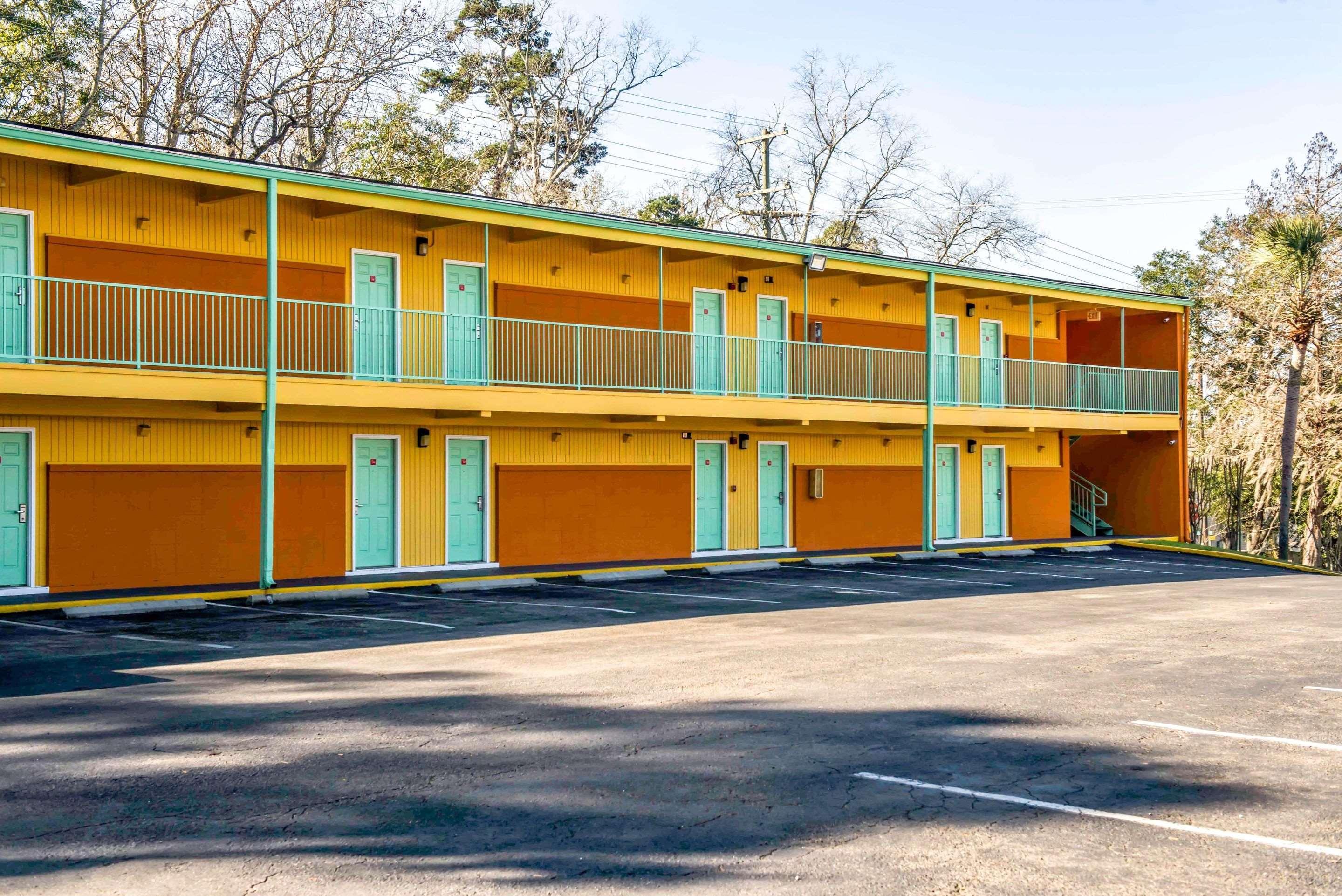 Econo Lodge Tallahassee Near Capital -University מראה חיצוני תמונה