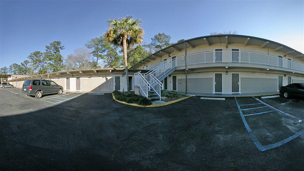 Econo Lodge Tallahassee Near Capital -University מראה חיצוני תמונה