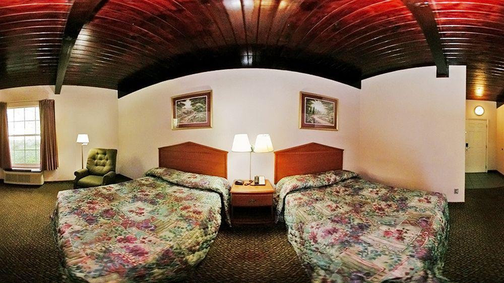 Econo Lodge Tallahassee Near Capital -University מראה חיצוני תמונה